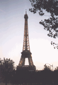 [Tour Eiffel]