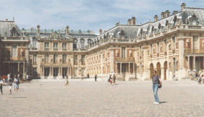 [Versailles]